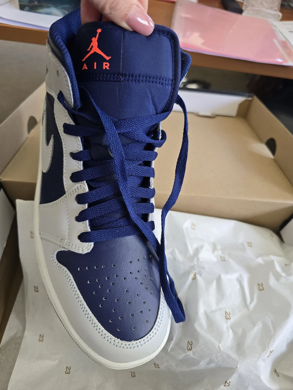 Nike Air Jordan 1 Midtop Men’s Sneakers - White & Navy - Picture 1 of 8